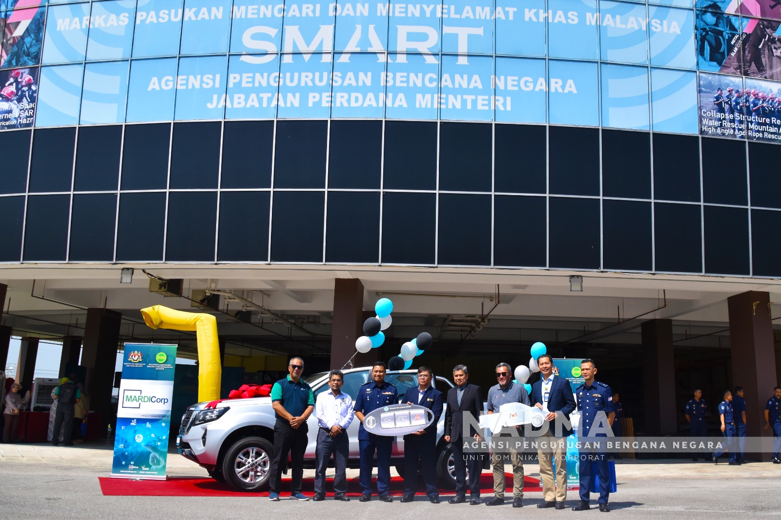 Majlis Penyerahan Kenderaan Nissan NAVARA 2.5 oleh MARDI Corps & Penyerahan Sijil Pengiktirafan 